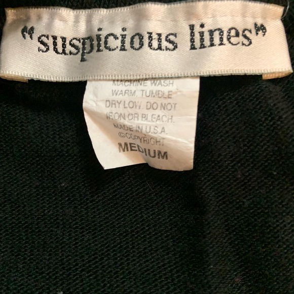 Suspicious lines black one button sweater size large guc - Picture 3 of 3